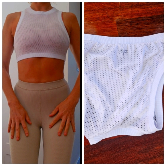 Nwot alo yoga rare white perforated 80s sweatshirt material crop top xs - Picture 1 of 5